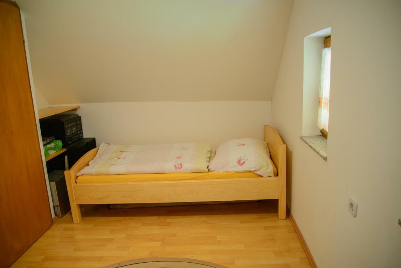 Holiday Home Dobrotin Vojnik 外观 照片