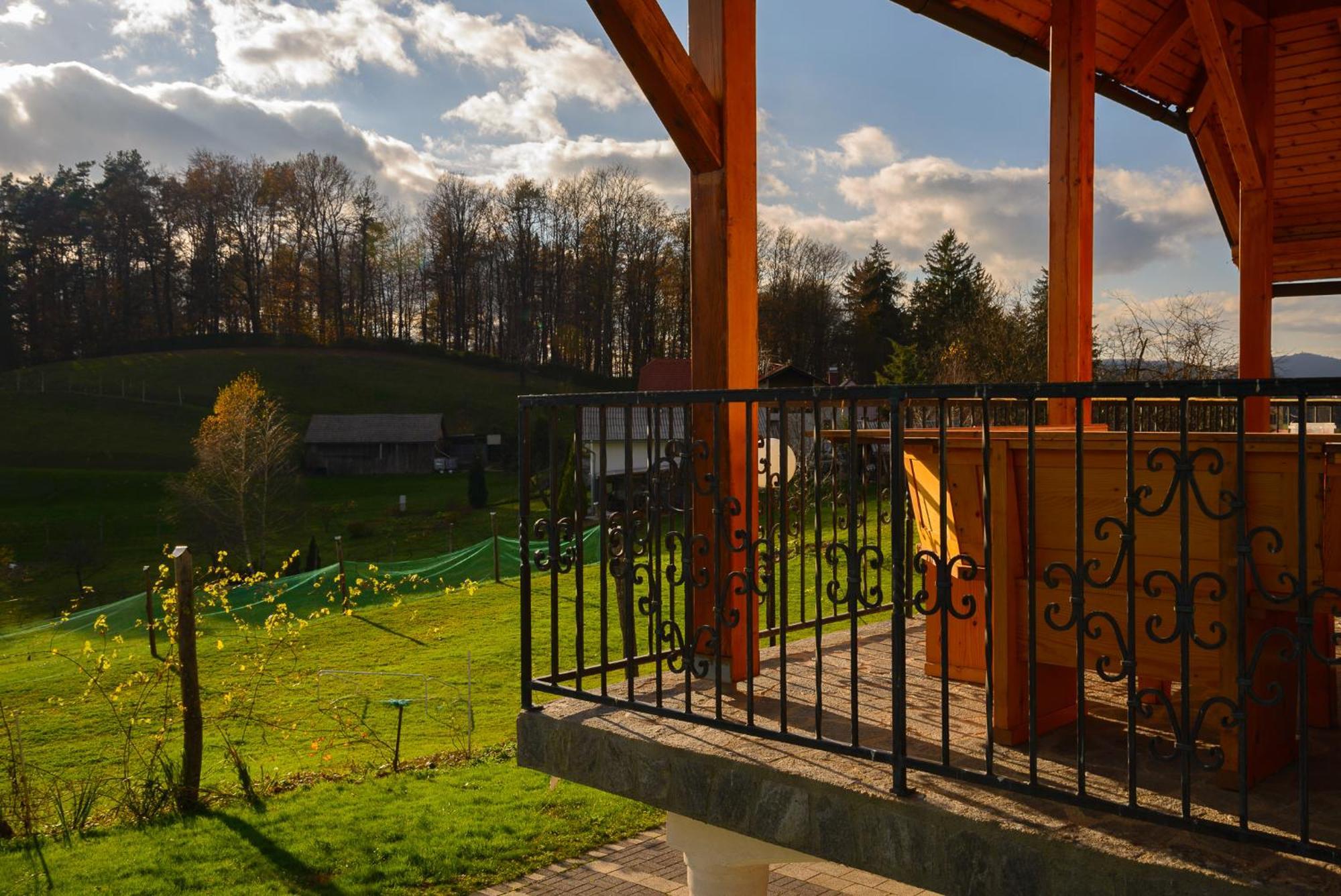 Holiday Home Dobrotin Vojnik 外观 照片